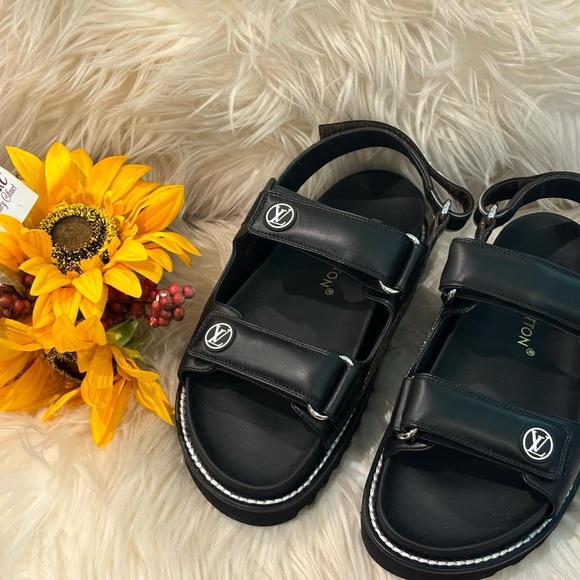 Louis Vuitton Paseo Comfort Sandal - Picture 4 of 5